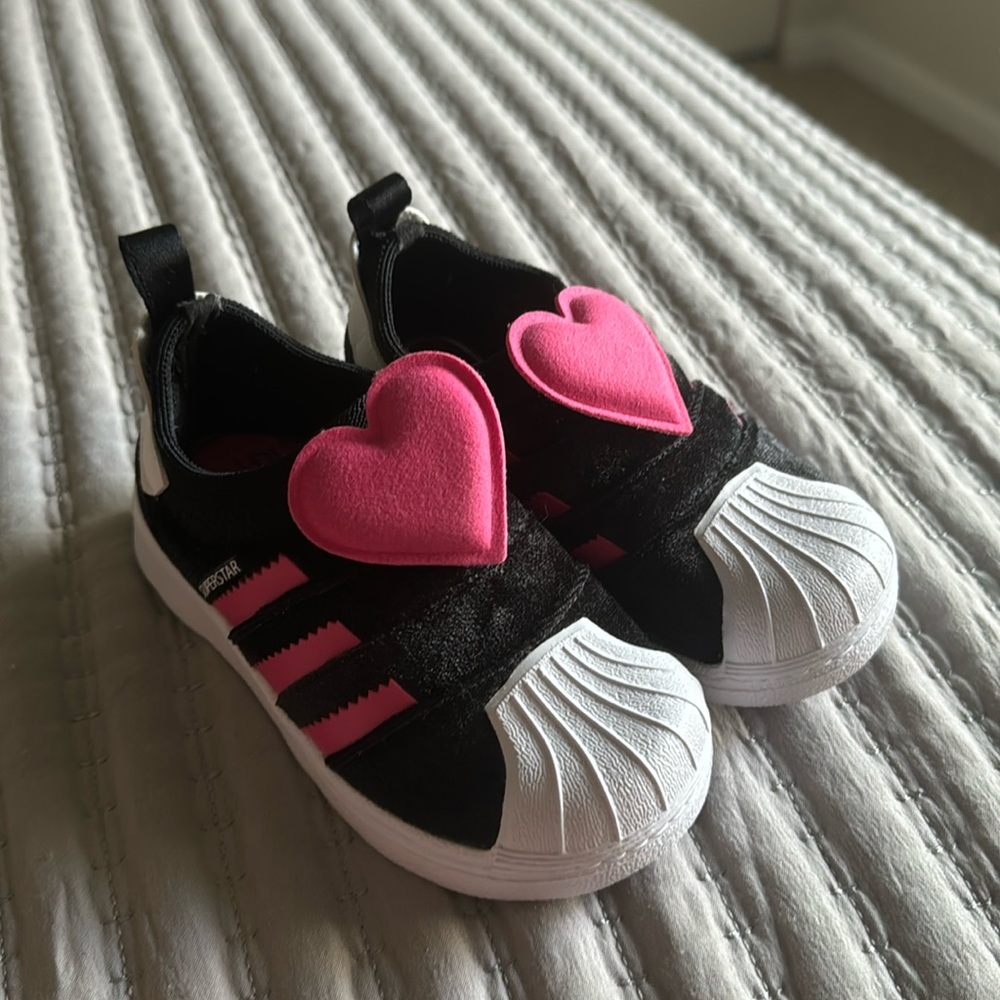 Adidas Originals Superstar 360 2.0 'Valentine's Day' Toddler Sz 6 (Like New)